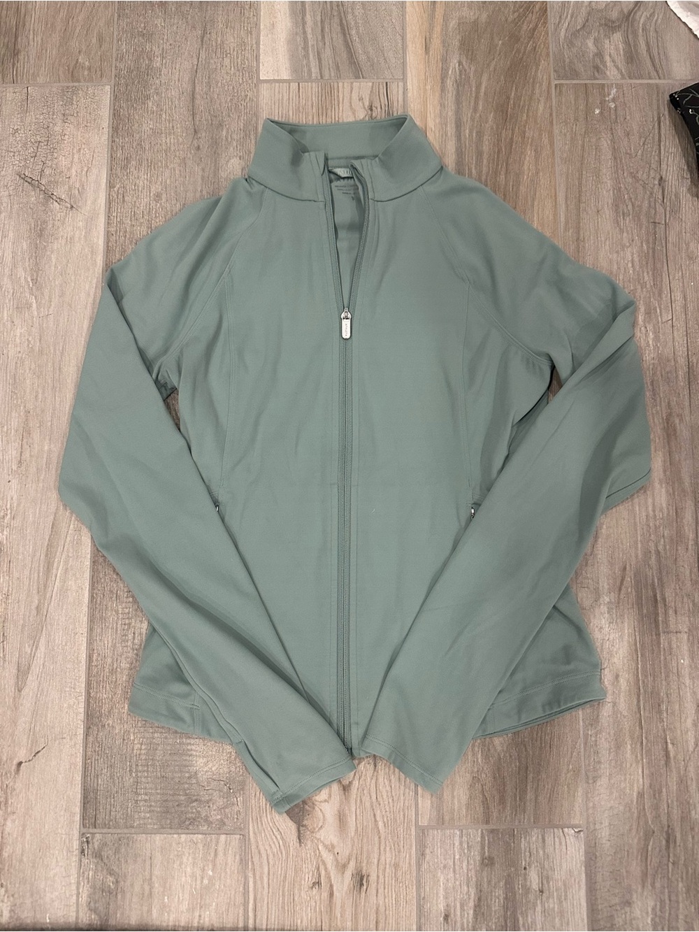 Athleta Sage Green Activewear Top